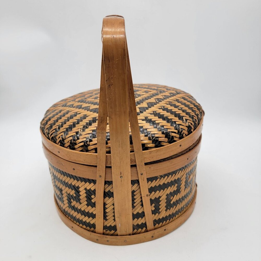Vintage Chinese Woven Bamboo Wedding Basket - Picture 2 of 10